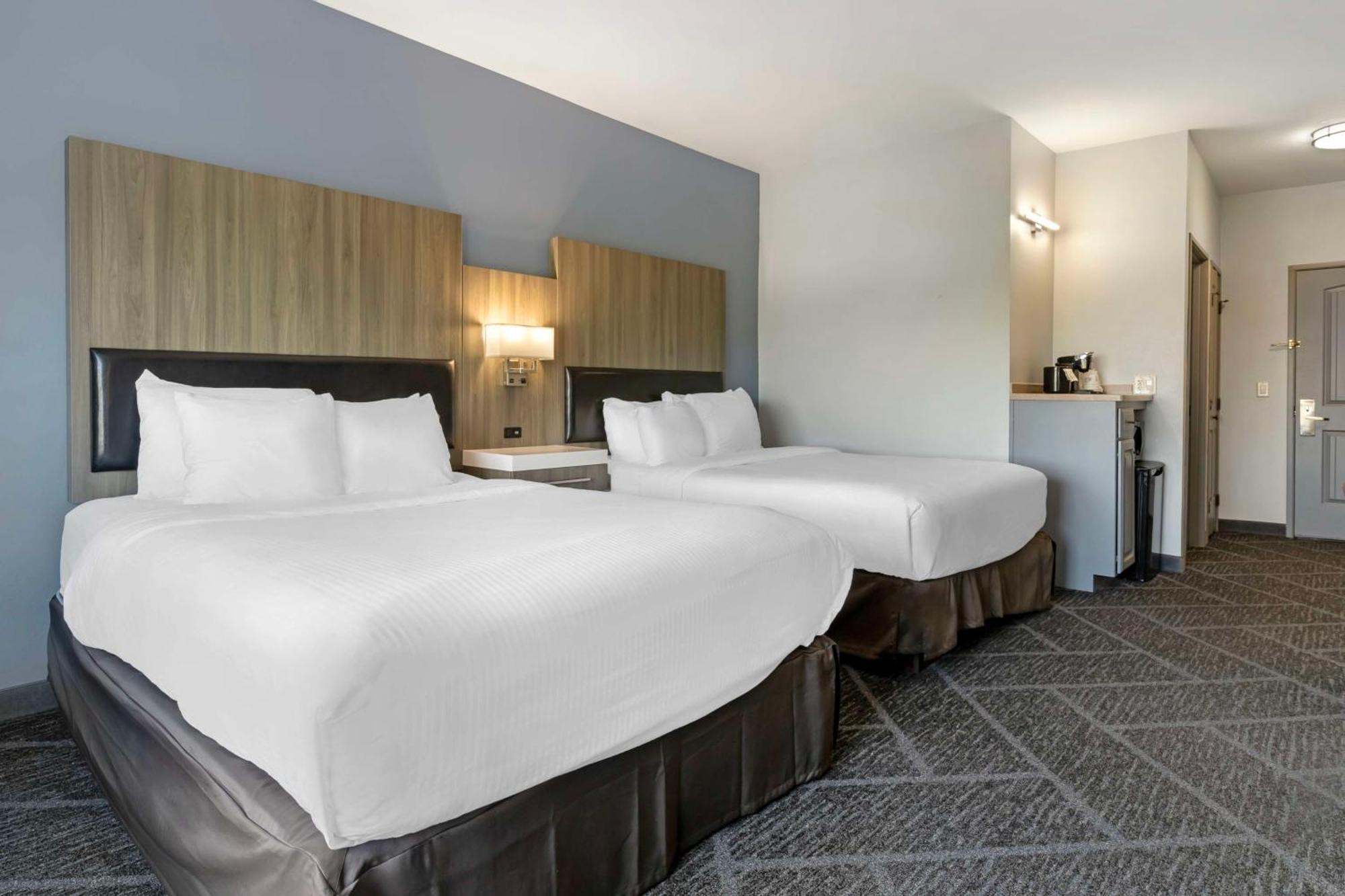 Best Western Plus Appleton Airport Mall Hotel Zewnętrze zdjęcie